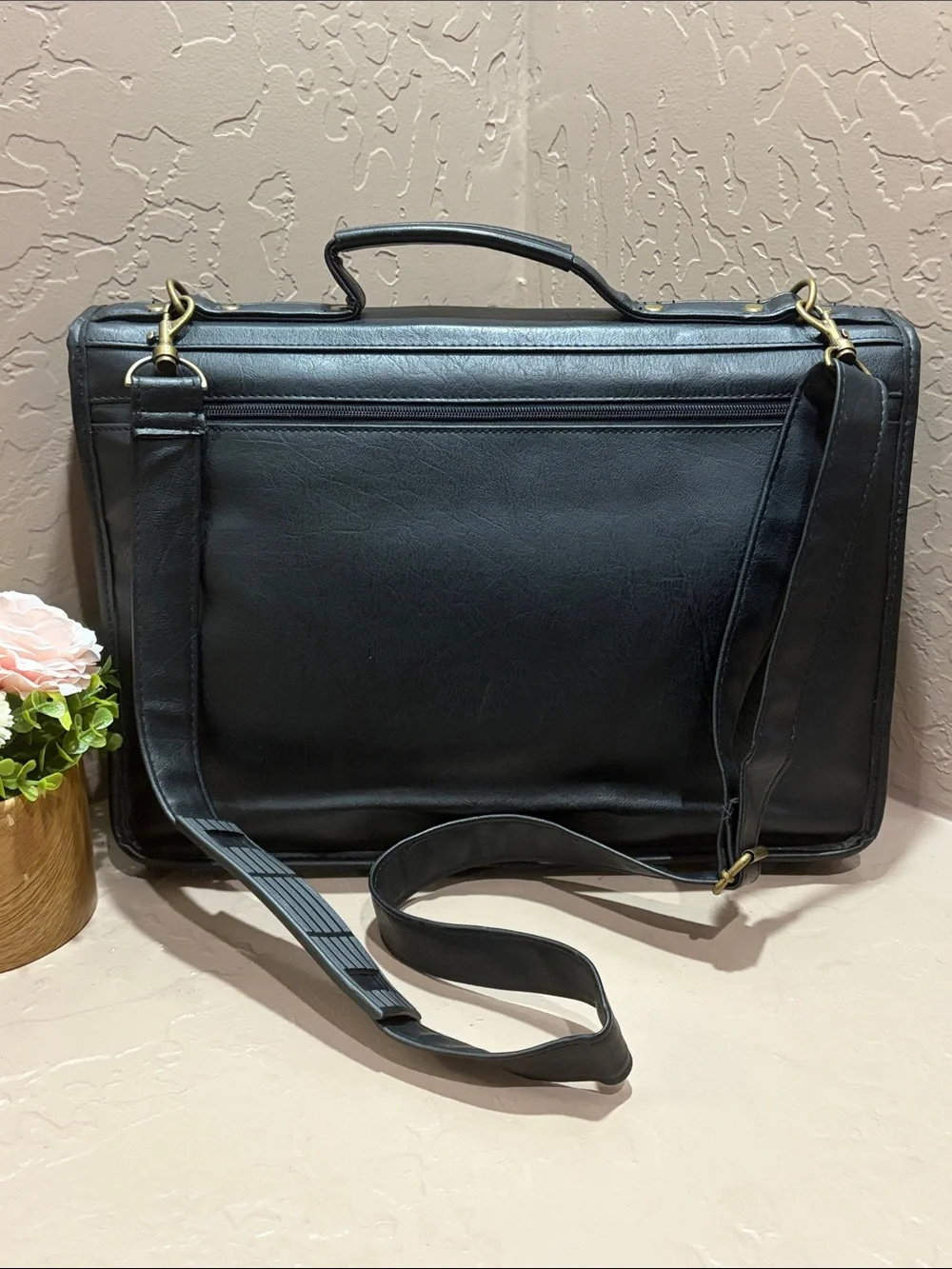 Classic Black Durahide Leather Briefcase Shoulder Strap Buckle Zip Organizer